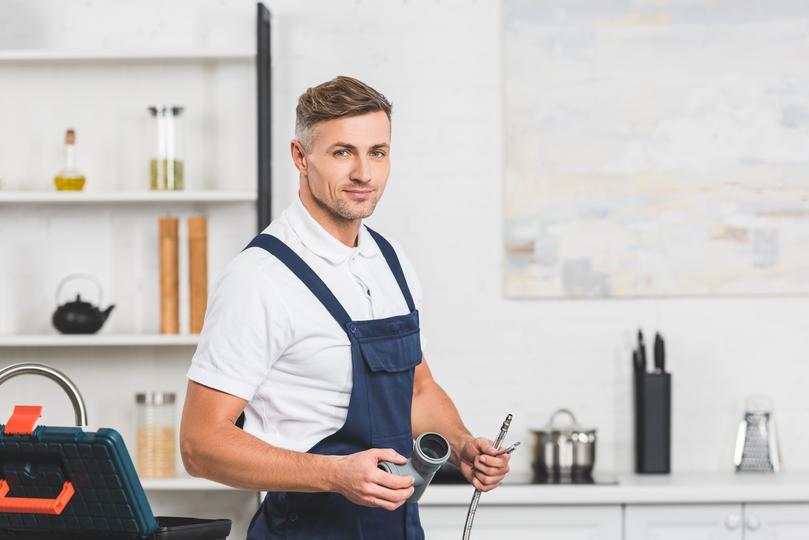 How Plumbyng.co.uk helps with sewer line repairs